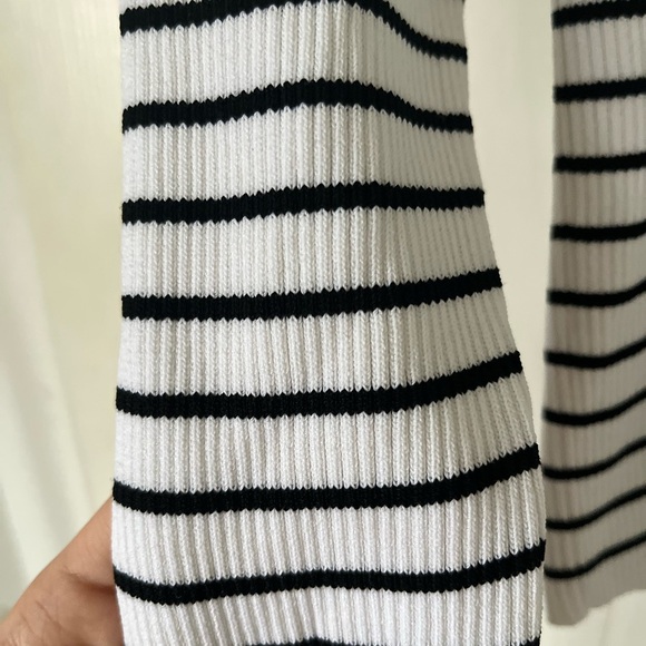 Michael Kors Striped Thick ribbed Longsleeve Shirt - Picture 4 of 9